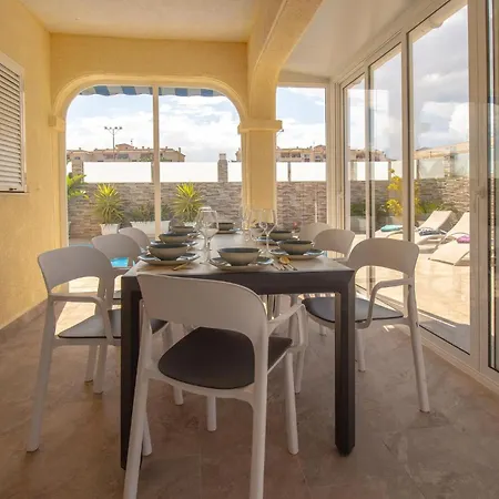 Holiday home 4 Bedroom Lovely In Orihuela Costa Dehesa de Campoamor (Orihuela Costa)